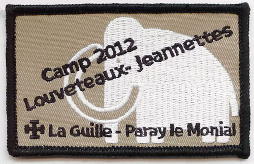 Ecusson scout : ecusson_camp_2012_louveteaux_jeannettes_la_guille_paray_le_monial